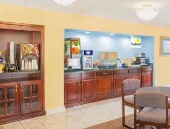 Days Inn By Wyndham Андалусия Екстериор снимка